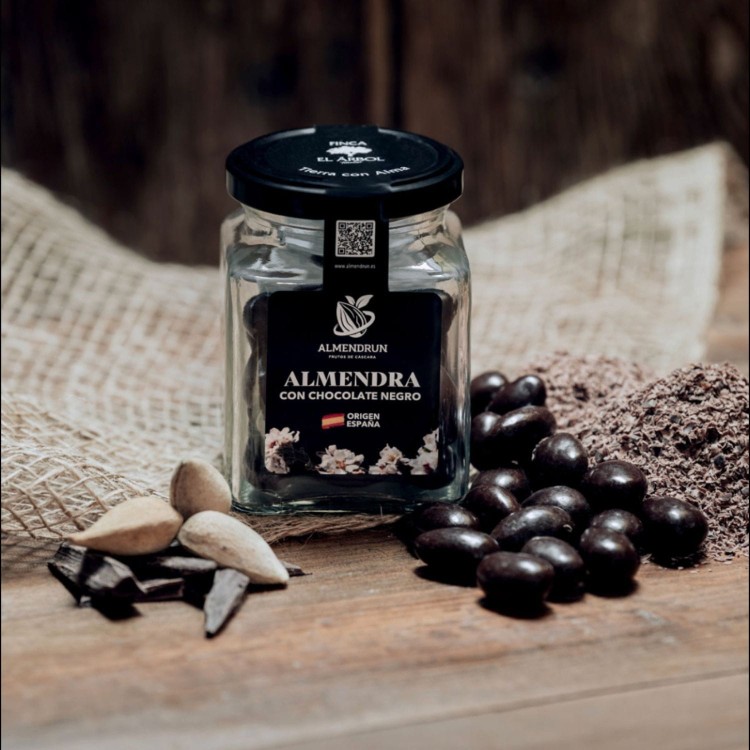 migdały w ciemnej czekoladzie.jpg